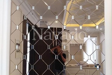 Xu hướng lựa chọn gương ghép decor trong cửa hàng hiện nay