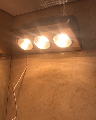 Đèn sưởi nhà tắm 3 bóng treo tường