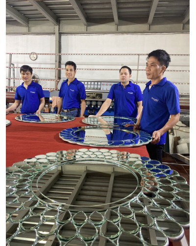 Sản xuất gương trang điểm nghệ thuật The Light